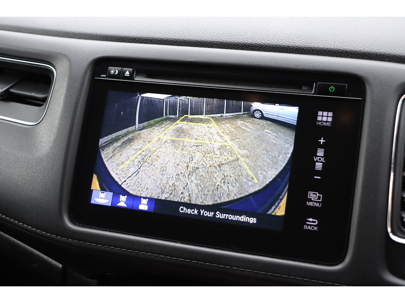 Honda 1.5 I-VTEC SE SUV 5DR PETROL CVT AUTO SAT NAV BLUETOOTH DAB STEREO REAR CAMERA PARKING AIDS JUST 2 OWNERS SAME OWNER FOR 3 YEARS ONLY 81000 MILES SH 72-74 Mitcham Road