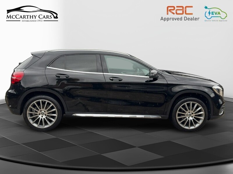 Mercedes-Benz GLA180 1.6 AMG LINE EDITION SUV 5DR PETROL 7G-DCT AUTO HEATED SEATS SAT NAV BLUETOOTH APPLE CARPLAY REAR CAM PARKING AIDS 2 OWNERS ONLY 35000 MILES SH 72-74 Mitcham Road