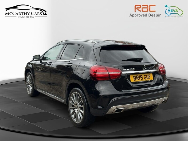 Mercedes-Benz GLA180 1.6 AMG LINE EDITION SUV 5DR PETROL 7G-DCT AUTO HEATED SEATS SAT NAV BLUETOOTH APPLE CARPLAY REAR CAM PARKING AIDS 2 OWNERS ONLY 35000 MILES SH 72-74 Mitcham Road