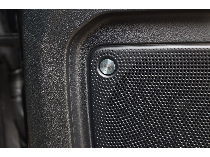 Ford 2.5 ECOBOOST DURATEC 14.4KWH ST-LINE X SUV 5DR PETROL PLUG-IN HYBRID CVT AUTO SUNROOF HEATED SEATS SAT NAV BLUETOOTH PARKING AIDS 2 OWNERS 75000 MILES 72-74 Mitcham Road