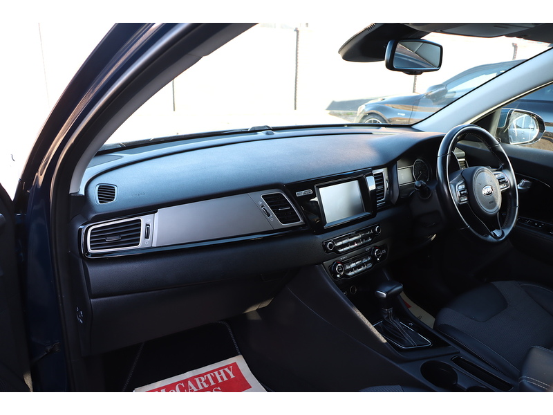 Kia 1.6H GDI 2 SUV 5DR PETROL HYBRID DCT AUTO SAT NAV BLUETOOTH DAB STEREO USB INPUT ANDROID AUTO REAR CAMERA PARKING AIDS 67000 MILES SH NO ULEZ CHARGE 72-74 Mitcham Road