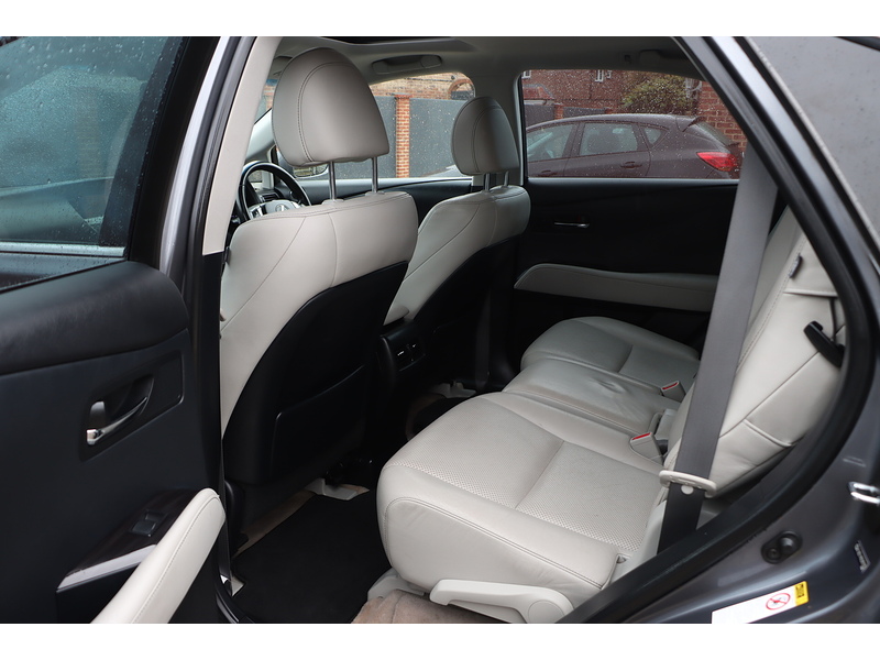 Lexus 450H 3.5 V6 PREMIER SUV 5DR PETROL HYBRID CVT 4WD AUTO SUNROOF HEATED SEATS SAT NAV BLUETOOTH DAB STEREO PARKING AIDS JUST 2 OWNERS FSH 12 SERVICES 72-74 Mitcham Road