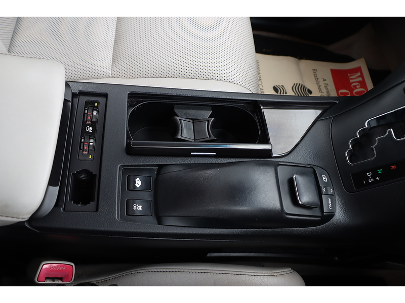 Lexus 450H 3.5 V6 PREMIER SUV 5DR PETROL HYBRID CVT 4WD AUTO SUNROOF HEATED SEATS SAT NAV BLUETOOTH DAB STEREO PARKING AIDS JUST 2 OWNERS FSH 12 SERVICES 72-74 Mitcham Road