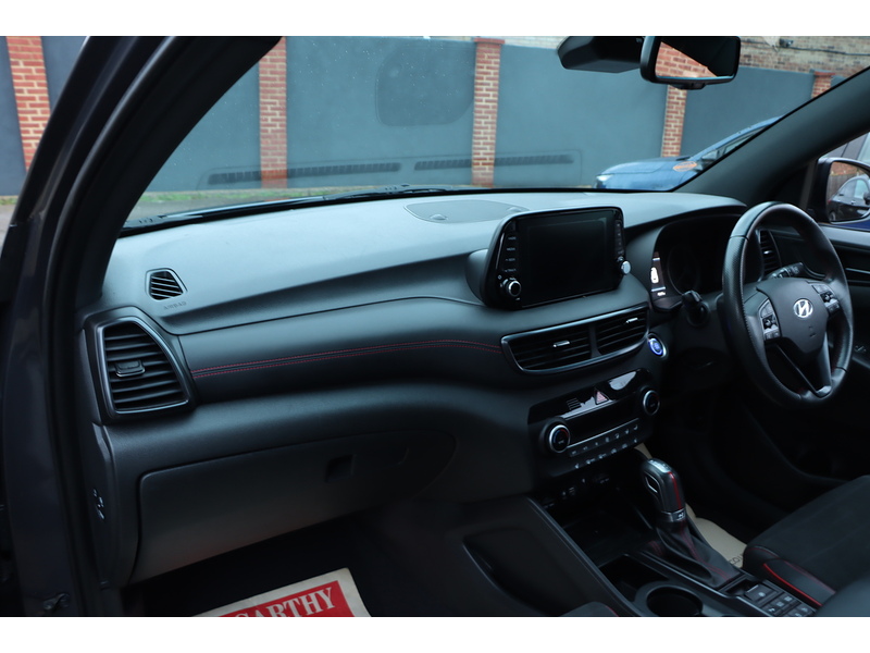 Hyundai 1.6 T-GDI N LINE SUV 5DR PETROL DCT AUTO HEATED SEATS SAT NAV BLUETOOTH DAB STEREO APPLE CARPLAY REAR CAMERA PARKING AIDS 1 OWNER ONLY 30000 MILES SH 72-74 Mitcham Road