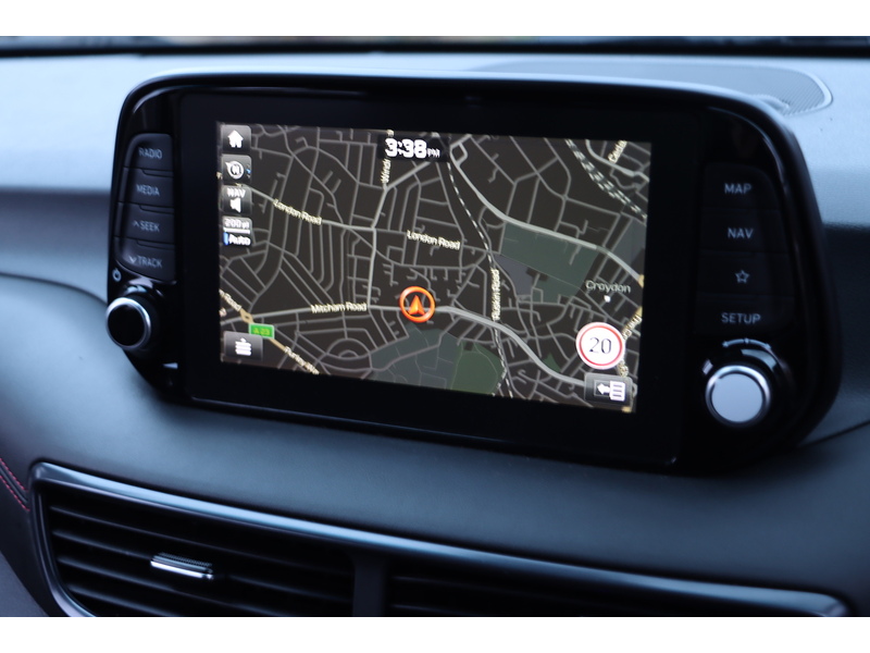 Hyundai 1.6 T-GDI N LINE SUV 5DR PETROL DCT AUTO HEATED SEATS SAT NAV BLUETOOTH DAB STEREO APPLE CARPLAY REAR CAMERA PARKING AIDS 1 OWNER ONLY 30000 MILES SH 72-74 Mitcham Road