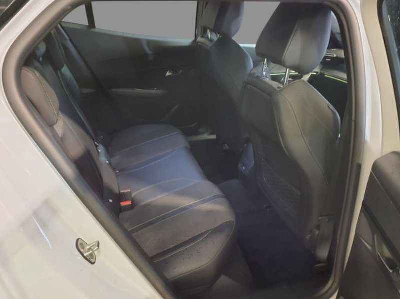 Peugeot 1.2 PURETECH GT SUV 5DR PETROL EAT AUTO SAT NAV BLUETOOTH DAB STEREO APPLE CARPLAY REAR CAMERA PARKING AIDS JUST 1 OWNER FROM NEW ONLY 33000 MILES FSH 72-74 Mitcham Road