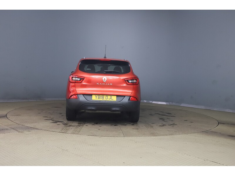 Renault 1.2 TCe Dynamique S Nav SUV 5dr Petrol Manual Euro 6 (s/s) (130 ps) 72-74 Mitcham Road