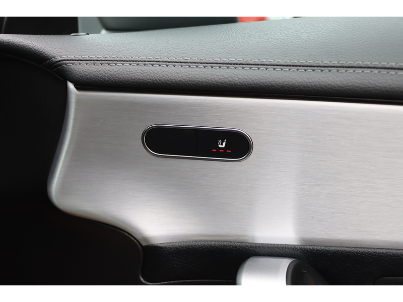 Mercedes-Benz CLA 180 1.3 AMG LINE COUPE 4DR PETROL 7G-DCT AUTO HEATED SEATS SATNAV BLUETOOTH DAB RADIO APPLE CARPLAY PARKING AIDS JUST 2 OWNERS ONLY 48000 MILES SH 72-74 Mitcham Road