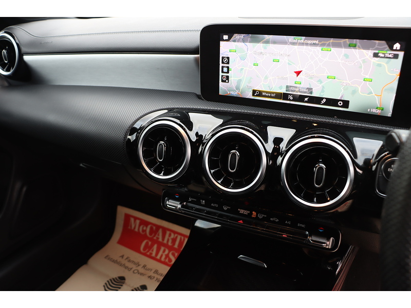 Mercedes-Benz CLA 180 1.3 AMG LINE COUPE 4DR PETROL 7G-DCT AUTO HEATED SEATS SATNAV BLUETOOTH DAB RADIO APPLE CARPLAY PARKING AIDS JUST 2 OWNERS ONLY 48000 MILES SH 72-74 Mitcham Road