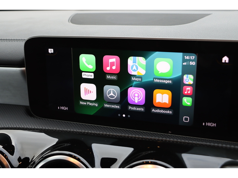 Mercedes-Benz CLA 180 1.3 AMG LINE COUPE 4DR PETROL 7G-DCT AUTO HEATED SEATS SATNAV BLUETOOTH DAB RADIO APPLE CARPLAY PARKING AIDS JUST 2 OWNERS ONLY 48000 MILES SH 72-74 Mitcham Road