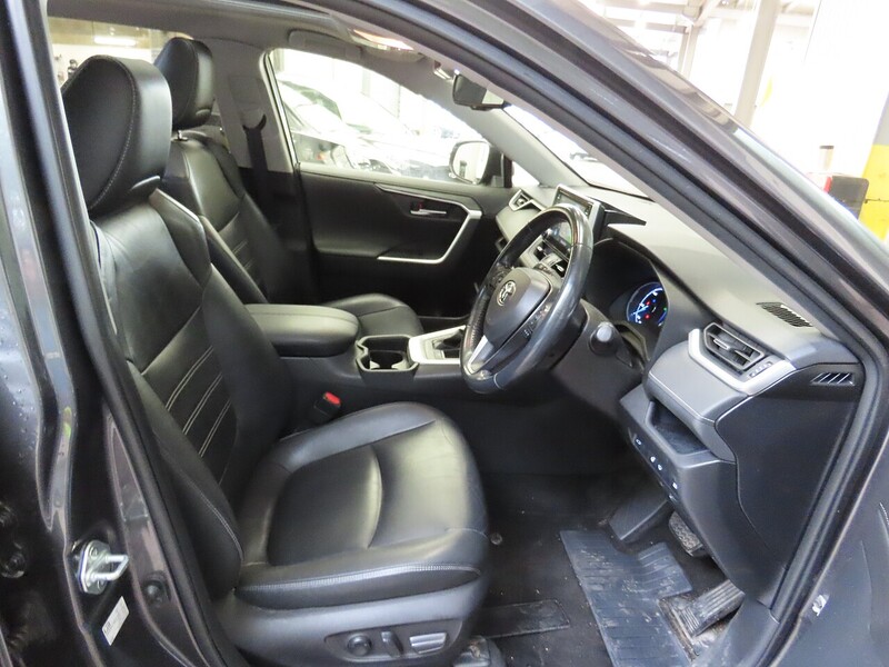 Toyota 2.5 VVT-h Excel SUV 5dr Petrol Hybrid CVT Euro 6 (s/s) (218 ps) 72-74 Mitcham Road