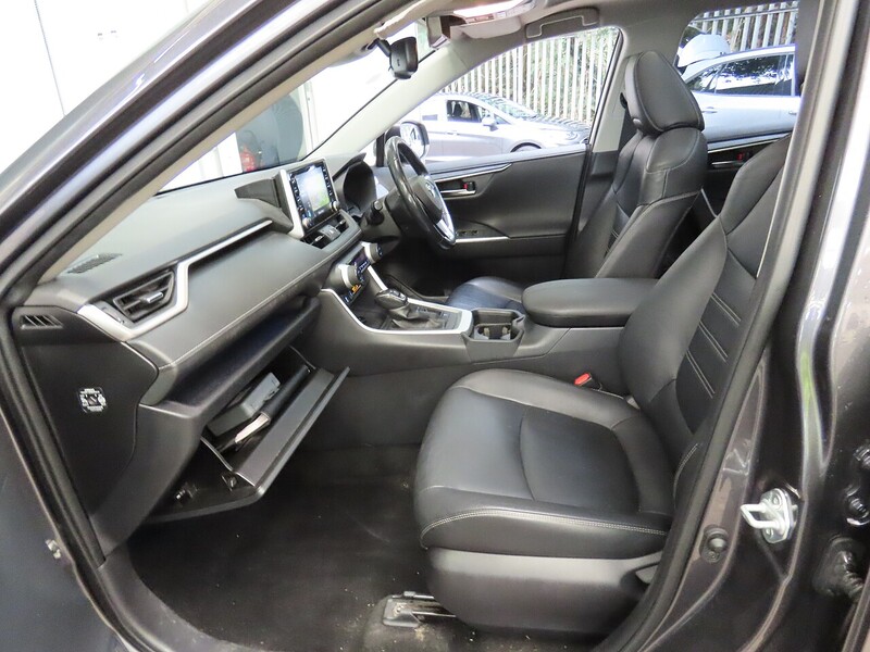 Toyota 2.5 VVT-h Excel SUV 5dr Petrol Hybrid CVT Euro 6 (s/s) (218 ps) 72-74 Mitcham Road