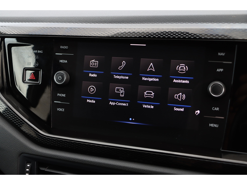 Volkswagen 1.0 TSI LIFE HATCHBACK 5DR PETROL MANUAL SATNAV BLUETOOTH DAB RADIO APPLE CARPLAY JUST 1 OWNER FROM NEW ONLY 60000 MILES FSH 4 SERVICES NO ULEZ CHARGE 72-74 Mitcham Road