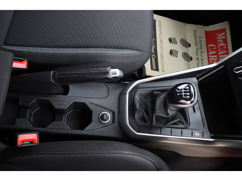 Volkswagen 1.0 TSI LIFE HATCHBACK 5DR PETROL MANUAL SATNAV BLUETOOTH DAB RADIO APPLE CARPLAY JUST 1 OWNER FROM NEW ONLY 60000 MILES FSH 4 SERVICES NO ULEZ CHARGE 72-74 Mitcham Road