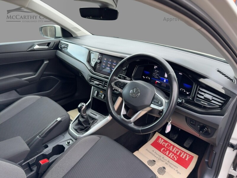 Volkswagen 1.0 TSI LIFE HATCHBACK 5DR PETROL MANUAL SATNAV BLUETOOTH DAB RADIO APPLE CARPLAY JUST 1 OWNER FROM NEW ONLY 60000 MILES FSH 4 SERVICES NO ULEZ CHARGE 72-74 Mitcham Road