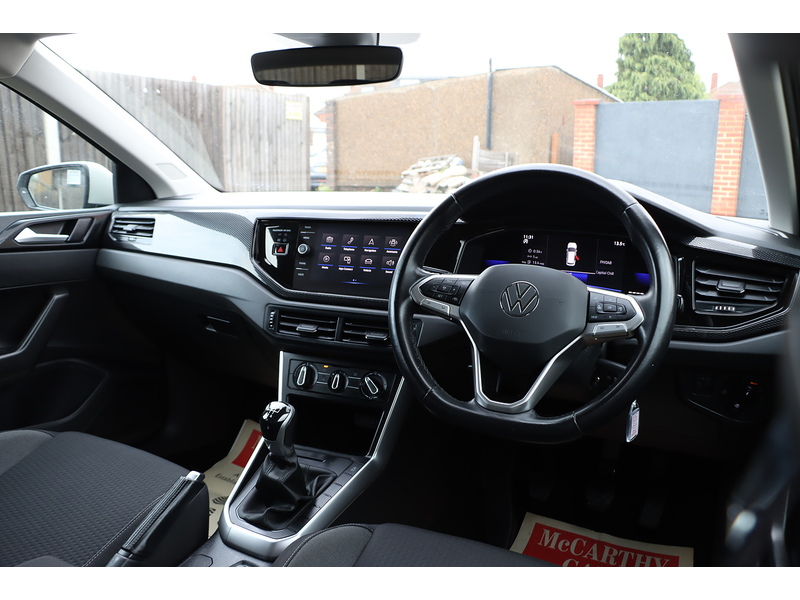 Volkswagen 1.0 TSI LIFE HATCHBACK 5DR PETROL MANUAL SATNAV BLUETOOTH DAB RADIO APPLE CARPLAY JUST 1 OWNER FROM NEW ONLY 60000 MILES FSH 4 SERVICES NO ULEZ CHARGE 72-74 Mitcham Road