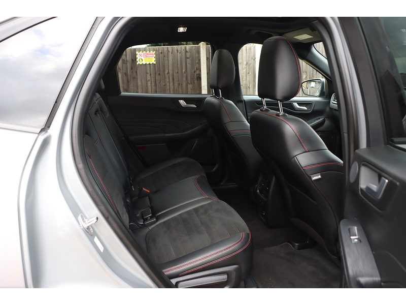 Ford 2.5 DURATEC 14.4KWH ST-LINE X EDITION SUV 5DR PETROL PLUG-IN HYBRID CVT AUTO HEATED SEATS SATNAV BLUETOOTH REAR CAMERA 1 OWNER FROM NEW FSH 5 SERVICES 72-74 Mitcham Road