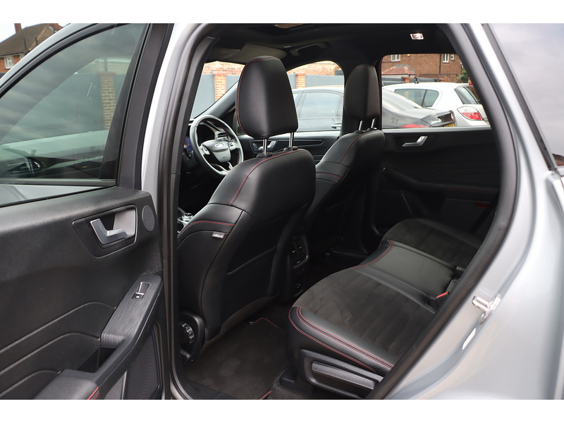 Ford 2.5 DURATEC 14.4KWH ST-LINE X EDITION SUV 5DR PETROL PLUG-IN HYBRID CVT AUTO HEATED SEATS SATNAV BLUETOOTH REAR CAMERA 1 OWNER FROM NEW FSH 5 SERVICES 72-74 Mitcham Road