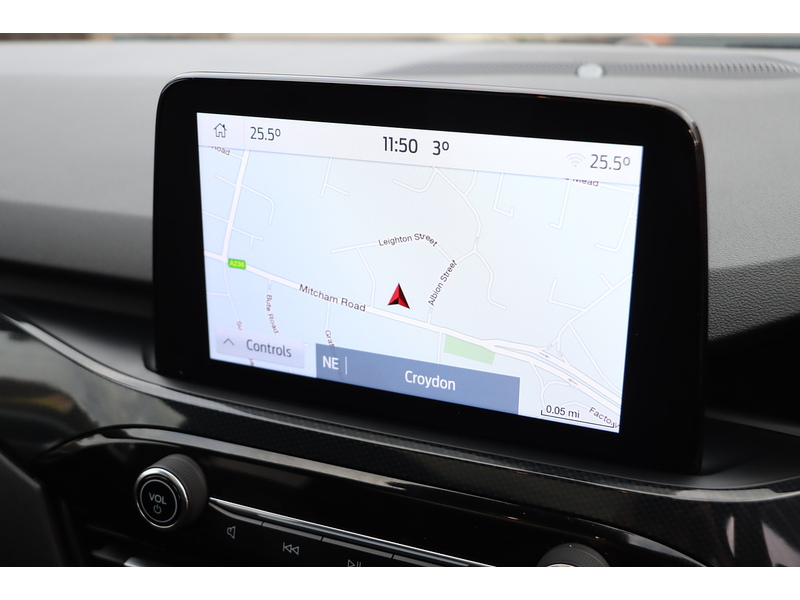 Ford 2.5 DURATEC 14.4KWH ST-LINE X EDITION SUV 5DR PETROL PLUG-IN HYBRID CVT AUTO HEATED SEATS SATNAV BLUETOOTH REAR CAMERA 1 OWNER FROM NEW FSH 5 SERVICES 72-74 Mitcham Road