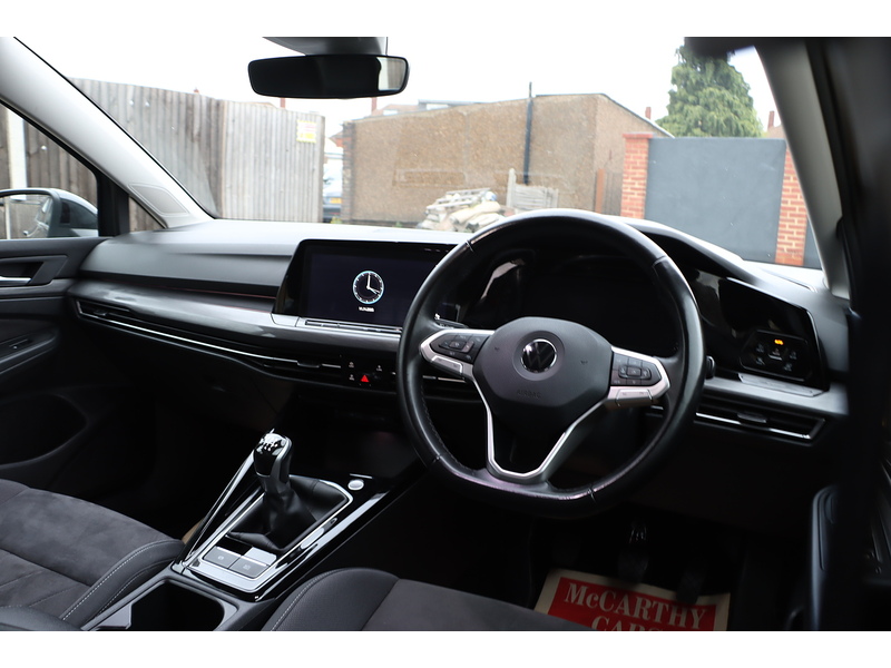 Volkswagen 1.5 TSI STYLE HATCHBACK 5DR PETROL MANUAL SAT NAV BLUETOOTH DAB STEREO APPLE CARPLAY PARKING AIDS 1 OWNER FROM NEW ONLY 61000 MILES FSH NO ULEZ CHARGE 72-74 Mitcham Road