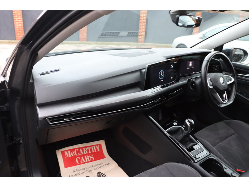 Volkswagen 1.5 TSI STYLE HATCHBACK 5DR PETROL MANUAL SAT NAV BLUETOOTH DAB STEREO APPLE CARPLAY PARKING AIDS 1 OWNER FROM NEW ONLY 61000 MILES FSH NO ULEZ CHARGE 72-74 Mitcham Road