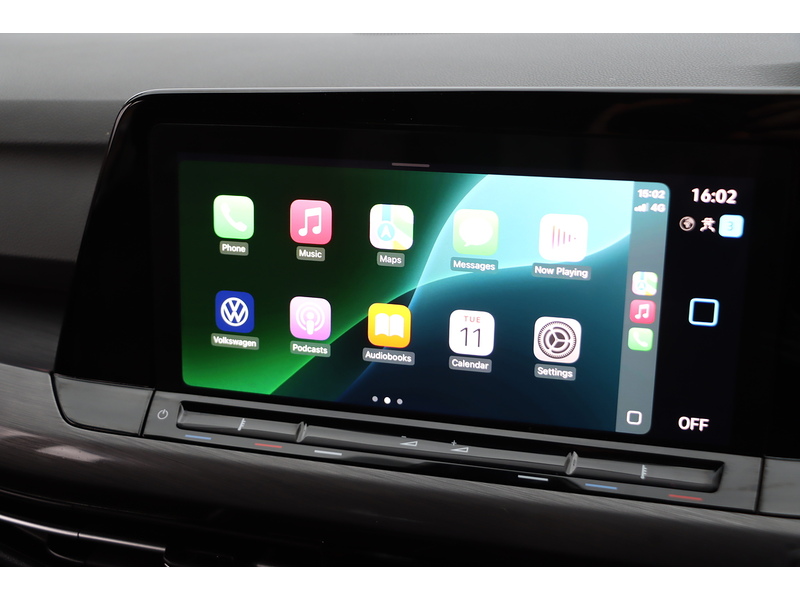 Volkswagen 1.5 TSI STYLE HATCHBACK 5DR PETROL MANUAL SAT NAV BLUETOOTH DAB STEREO APPLE CARPLAY PARKING AIDS 1 OWNER FROM NEW ONLY 61000 MILES FSH NO ULEZ CHARGE 72-74 Mitcham Road