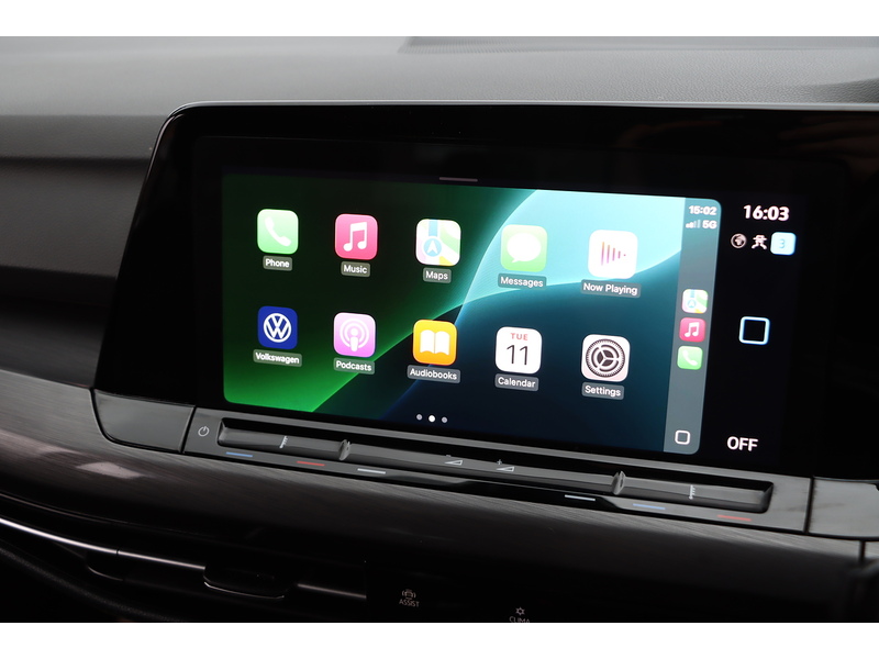 Volkswagen 1.5 TSI STYLE HATCHBACK 5DR PETROL MANUAL SAT NAV BLUETOOTH DAB STEREO APPLE CARPLAY PARKING AIDS 1 OWNER FROM NEW ONLY 61000 MILES FSH NO ULEZ CHARGE 72-74 Mitcham Road