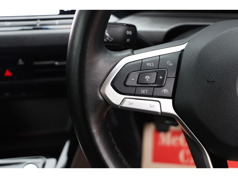 Volkswagen 1.5 TSI STYLE HATCHBACK 5DR PETROL MANUAL SAT NAV BLUETOOTH DAB STEREO APPLE CARPLAY PARKING AIDS 1 OWNER FROM NEW ONLY 61000 MILES FSH NO ULEZ CHARGE 72-74 Mitcham Road