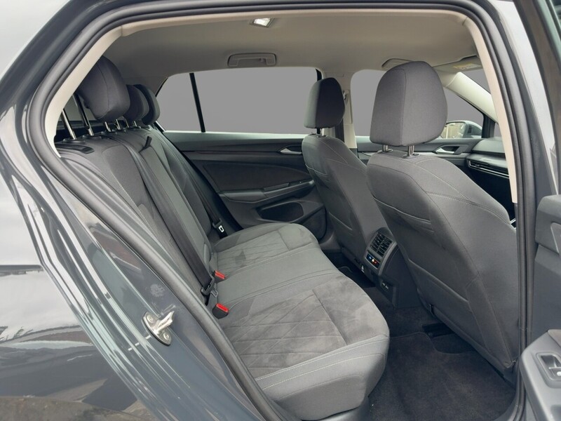 Volkswagen 1.5 TSI STYLE HATCHBACK 5DR PETROL MANUAL SAT NAV BLUETOOTH DAB STEREO APPLE CARPLAY PARKING AIDS 1 OWNER FROM NEW ONLY 61000 MILES FSH NO ULEZ CHARGE 72-74 Mitcham Road