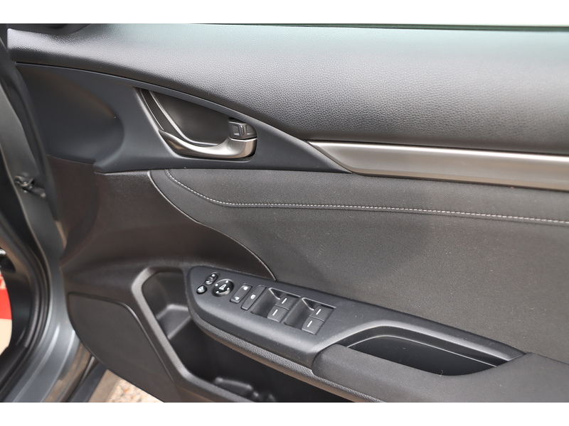 Honda 1.0 VTEC Turbo SR Hatchback 5dr Petrol Manual Euro 6 (s/s) (126 ps) 72-74 Mitcham Road