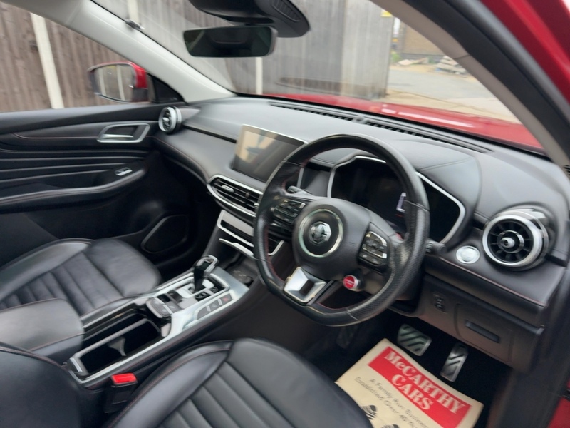 MG 1.5 T-GDI Exclusive SUV 5dr Petrol DCT Euro 6 (s/s) (162 ps) 72-74 Mitcham Road