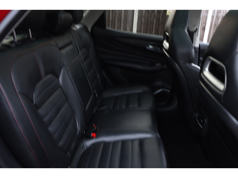 MG 1.5 T-GDI Exclusive SUV 5dr Petrol DCT Euro 6 (s/s) (162 ps) 72-74 Mitcham Road