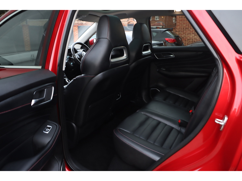 MG 1.5 T-GDI Exclusive SUV 5dr Petrol DCT Euro 6 (s/s) (162 ps) 72-74 Mitcham Road