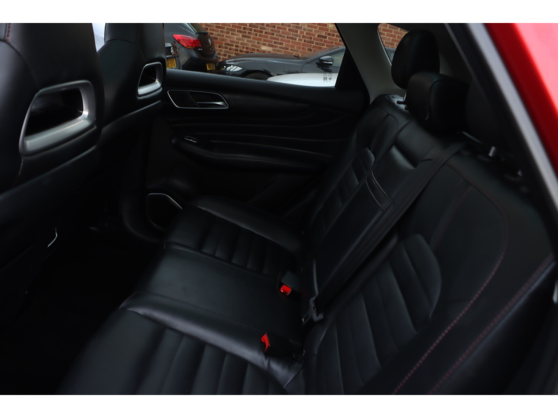 MG 1.5 T-GDI Exclusive SUV 5dr Petrol DCT Euro 6 (s/s) (162 ps) 72-74 Mitcham Road