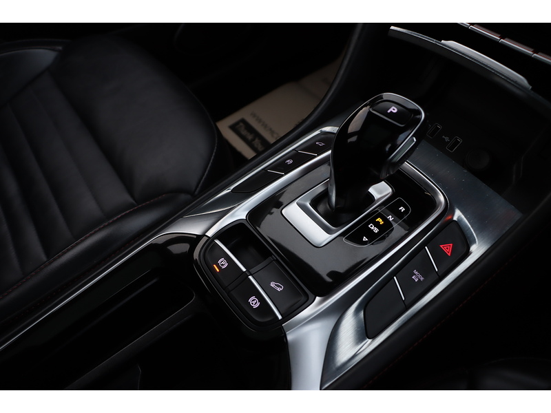 MG 1.5 T-GDI Exclusive SUV 5dr Petrol DCT Euro 6 (s/s) (162 ps) 72-74 Mitcham Road