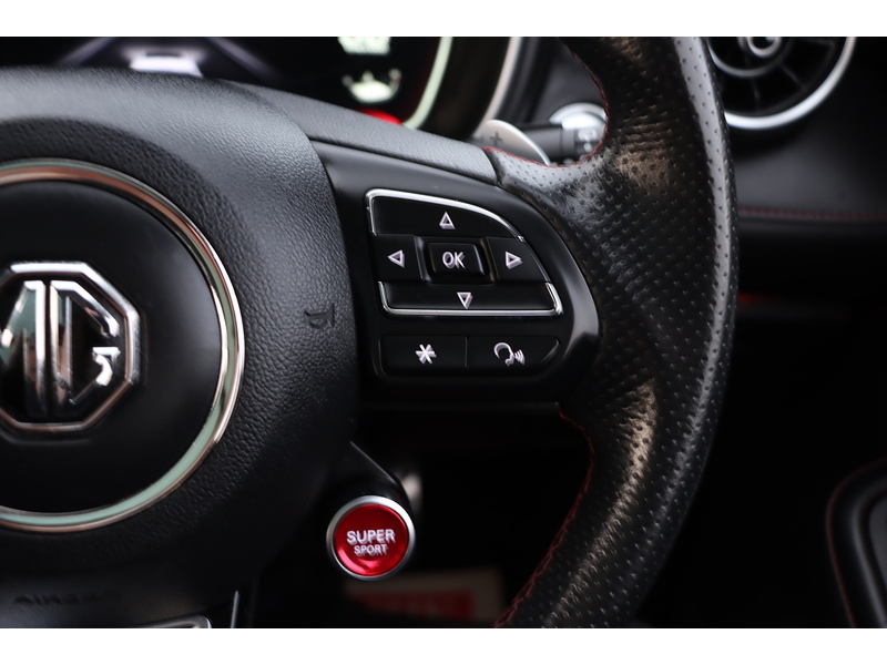 MG 1.5 T-GDI Exclusive SUV 5dr Petrol DCT Euro 6 (s/s) (162 ps) 72-74 Mitcham Road