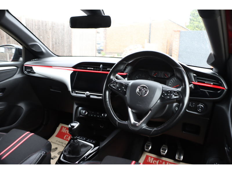 Vauxhall 1.2 TURBO SRI HATCHBACK 5DR PETROL MANUAL SAT NAV BLUETOOTH DAB STEREO APPLE CARPLAY ANDROID AUTO PARKING AIDS ONLY 40000 MILES SH NO ULEZ CHARGE 72-74 Mitcham Road