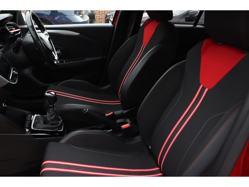 Vauxhall 1.2 TURBO SRI HATCHBACK 5DR PETROL MANUAL SAT NAV BLUETOOTH DAB STEREO APPLE CARPLAY ANDROID AUTO PARKING AIDS ONLY 40000 MILES SH NO ULEZ CHARGE 72-74 Mitcham Road