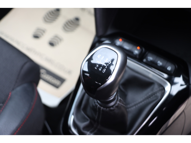 Vauxhall 1.2 TURBO SRI HATCHBACK 5DR PETROL MANUAL SAT NAV BLUETOOTH DAB STEREO APPLE CARPLAY ANDROID AUTO PARKING AIDS ONLY 40000 MILES SH NO ULEZ CHARGE 72-74 Mitcham Road