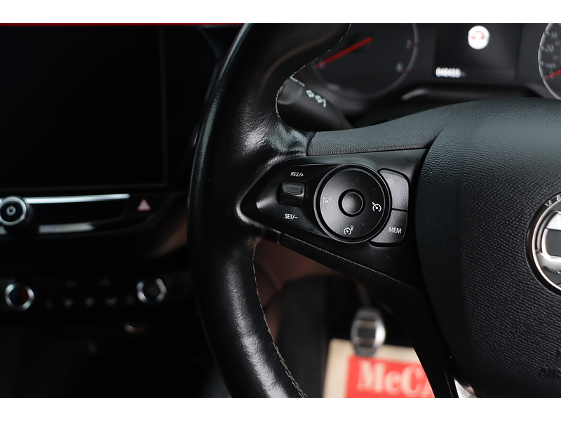 Vauxhall 1.2 TURBO SRI HATCHBACK 5DR PETROL MANUAL SAT NAV BLUETOOTH DAB STEREO APPLE CARPLAY ANDROID AUTO PARKING AIDS ONLY 40000 MILES SH NO ULEZ CHARGE 72-74 Mitcham Road