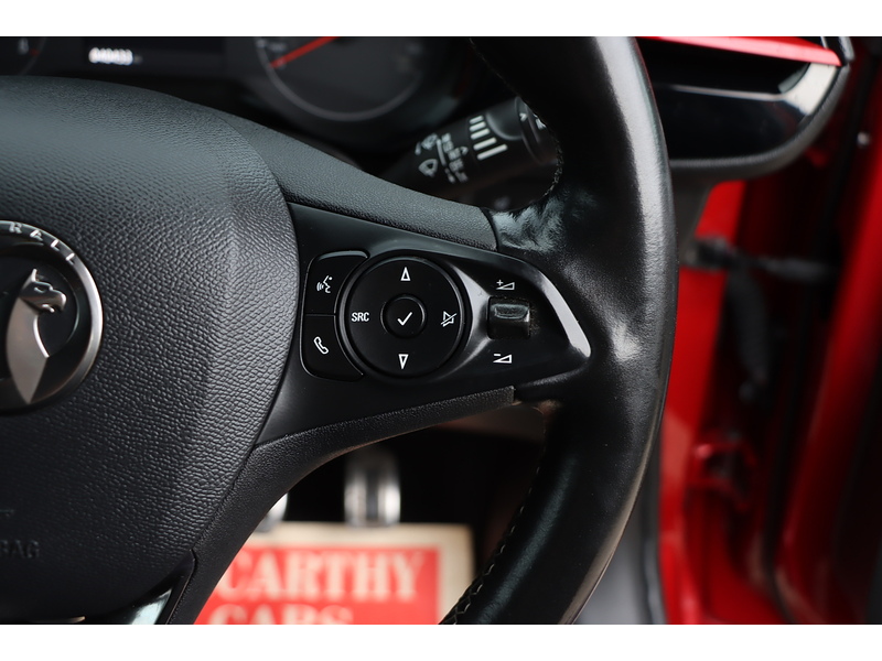 Vauxhall 1.2 TURBO SRI HATCHBACK 5DR PETROL MANUAL SAT NAV BLUETOOTH DAB STEREO APPLE CARPLAY ANDROID AUTO PARKING AIDS ONLY 40000 MILES SH NO ULEZ CHARGE 72-74 Mitcham Road