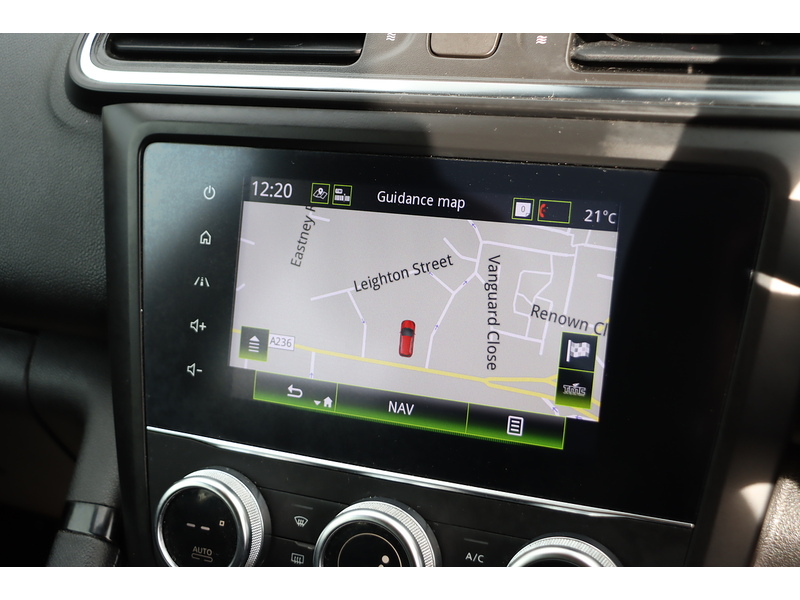 Renault 1.3 TCe Iconic SUV 5dr Petrol Manual Euro 6 (s/s) (160 ps) 72-74 Mitcham Road