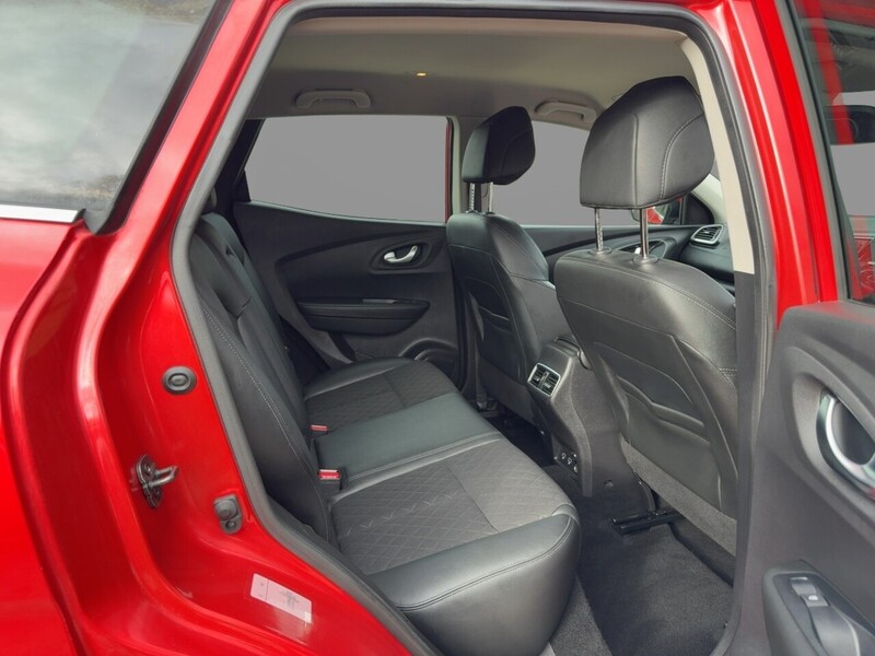 Renault 1.3 TCe Iconic SUV 5dr Petrol Manual Euro 6 (s/s) (160 ps) 72-74 Mitcham Road