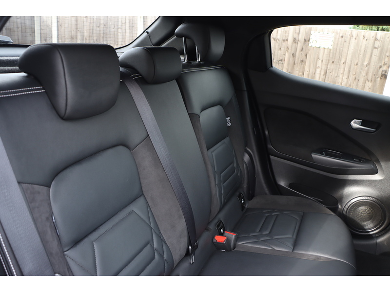 Nissan 1.0 DIG-T Tekna+ SUV 5dr Petrol DCT Auto Euro 6 (s/s) (114 ps) 72-74 Mitcham Road