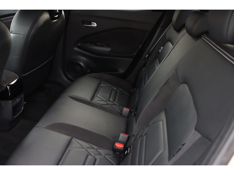 Nissan 1.0 DIG-T Tekna+ SUV 5dr Petrol DCT Auto Euro 6 (s/s) (114 ps) 72-74 Mitcham Road