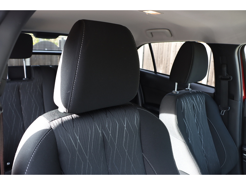 Mitsubishi 1.5T GPF 3 SUV 5dr Petrol CVT 4WD Euro 6 (s/s) (163 ps) 72-74 Mitcham Road