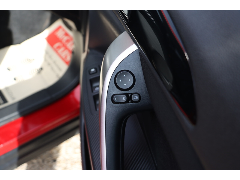 Mitsubishi 1.5T GPF 3 SUV 5dr Petrol CVT 4WD Euro 6 (s/s) (163 ps) 72-74 Mitcham Road