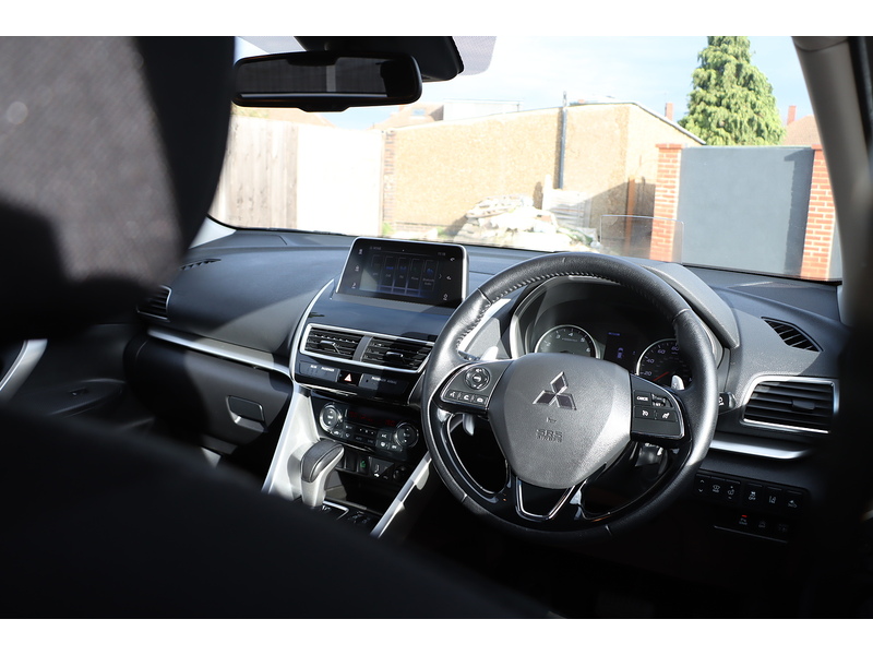 Mitsubishi 1.5T GPF 3 SUV 5dr Petrol CVT 4WD Euro 6 (s/s) (163 ps) 72-74 Mitcham Road