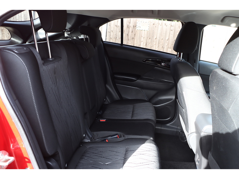 Mitsubishi 1.5T GPF 3 SUV 5dr Petrol CVT 4WD Euro 6 (s/s) (163 ps) 72-74 Mitcham Road