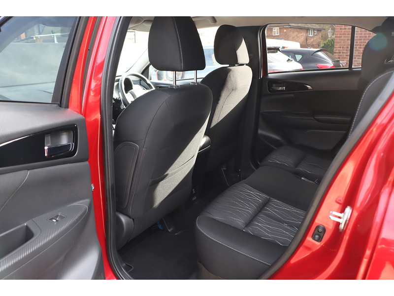 Mitsubishi 1.5T GPF 3 SUV 5dr Petrol CVT 4WD Euro 6 (s/s) (163 ps) 72-74 Mitcham Road